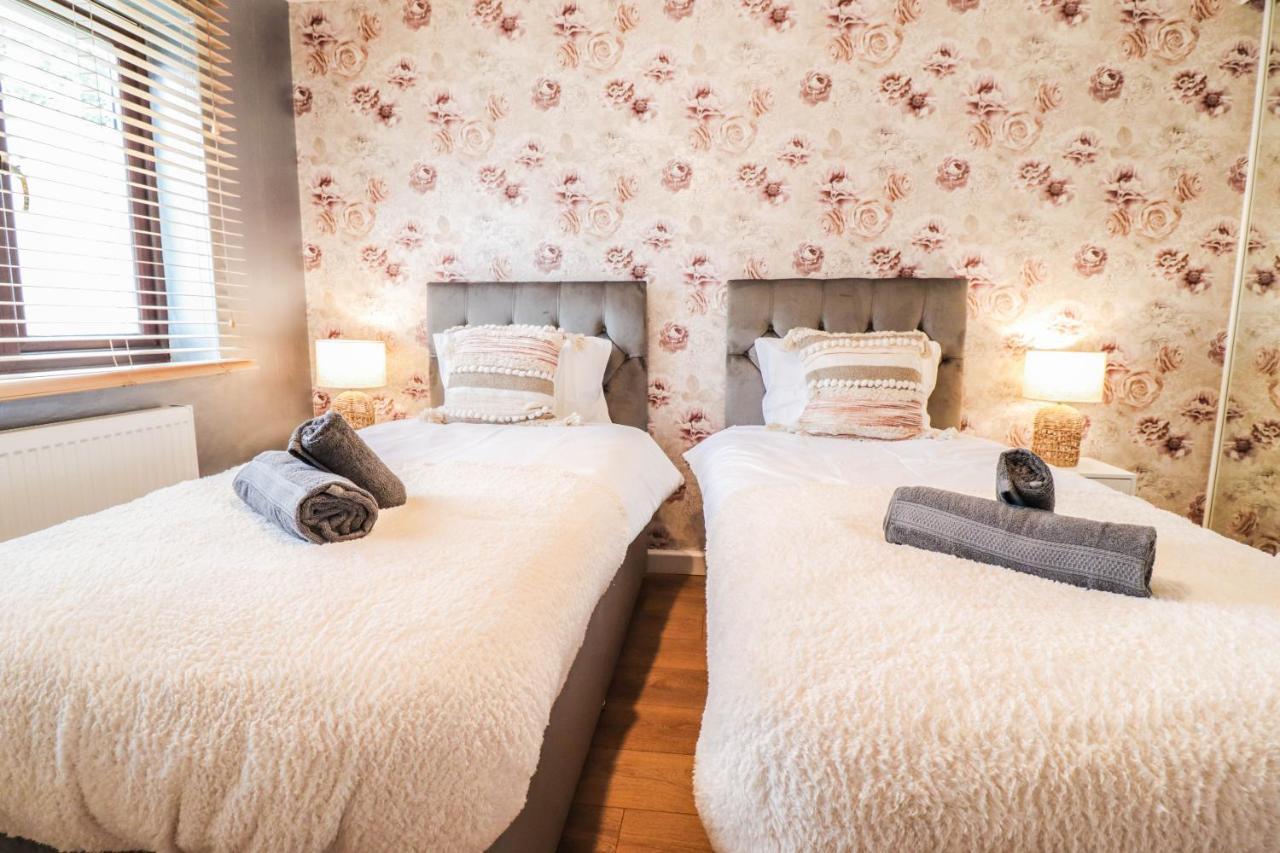 Spacious 1 Bed Flat-Free Parking Хитроу Экстерьер фото