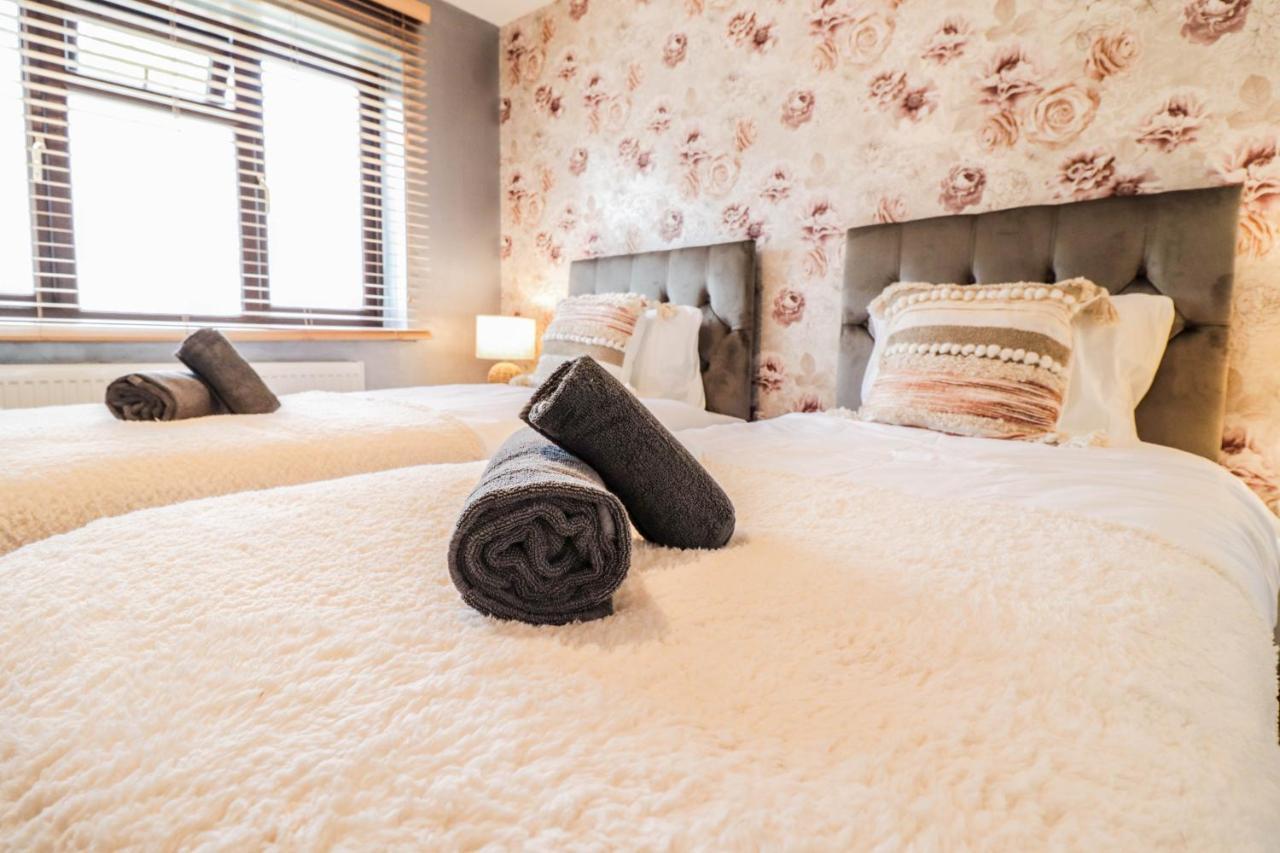 Spacious 1 Bed Flat-Free Parking Хитроу Экстерьер фото